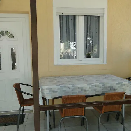 Apartment Zagi *